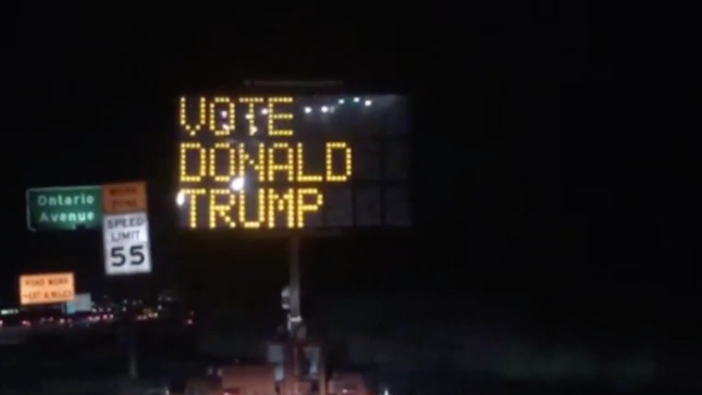 Donald Trump, Traffic Sign, Vote Trump, Merry Xmas