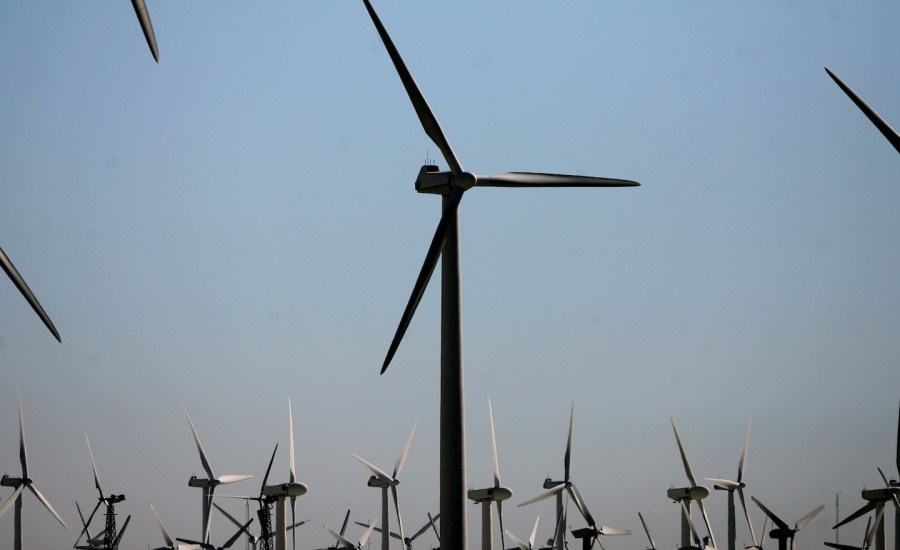 a photo of a wind farm