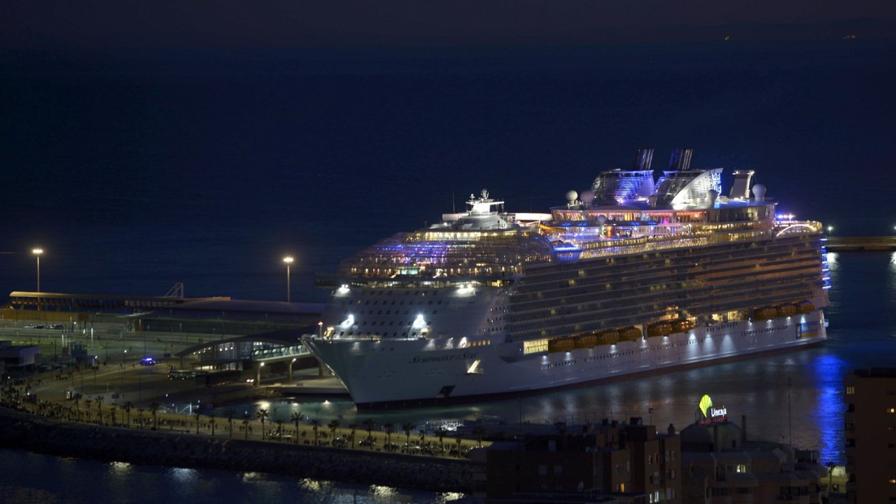 caribbean cruise ship chinese national docked new jersey quarantine coronavirus Wuhan virus China mainland hospital test