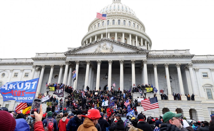 Protesters gather on the U.S. Capitol Building on January 06, 2021 in Washington, DC.