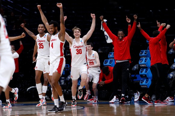 Houston celebrates going to the Final Four