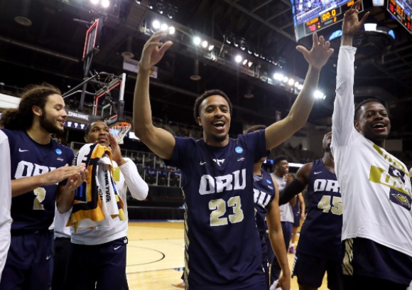 ORal Roberts basketball