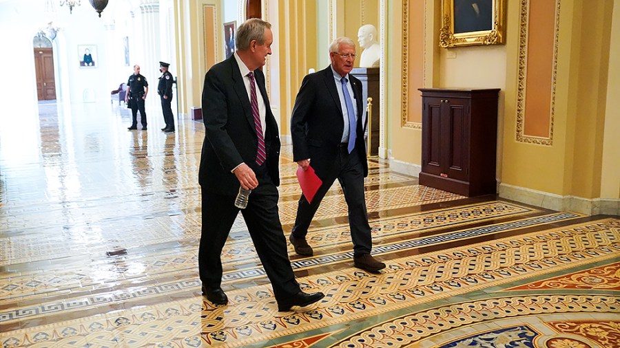 Sens. Mike Crapo (R-Idaho) and Roger Wicker (R-Miss.)