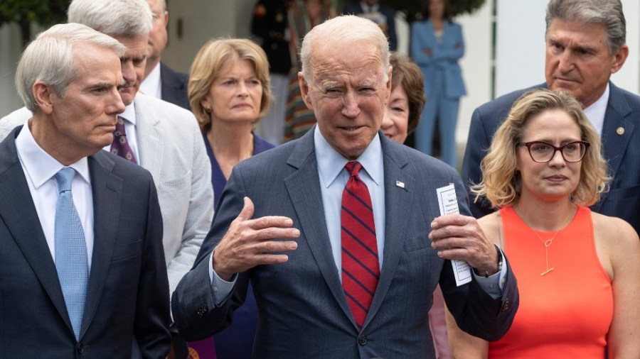 President Biden, senators reach deal on infrastructure