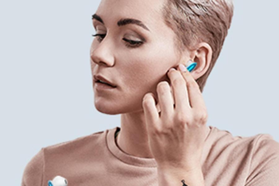 These TaoTronics wireless earbuds are a fraction of the cost of Apple AirPods