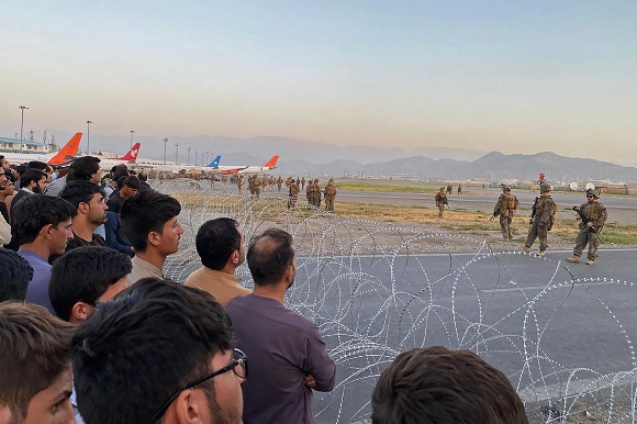 US troops guard the Kabul airport