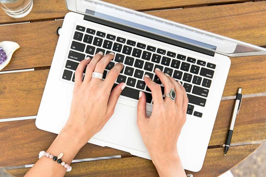 Make extra money as a freelance writer with help from this low-cost course bundle