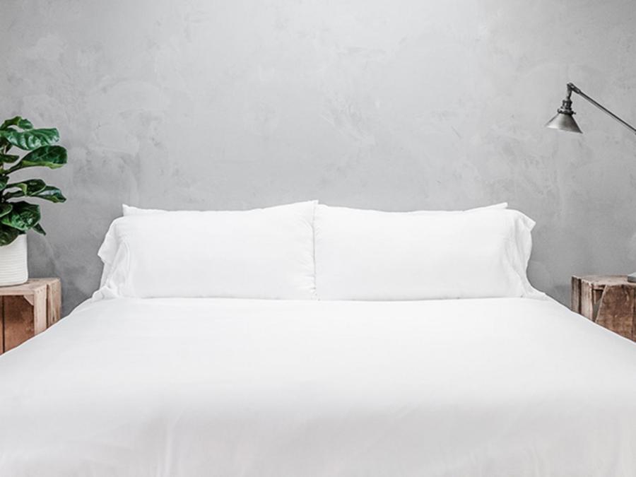 Sleep better with 30% off this super comfortable bamboo bed sheet set