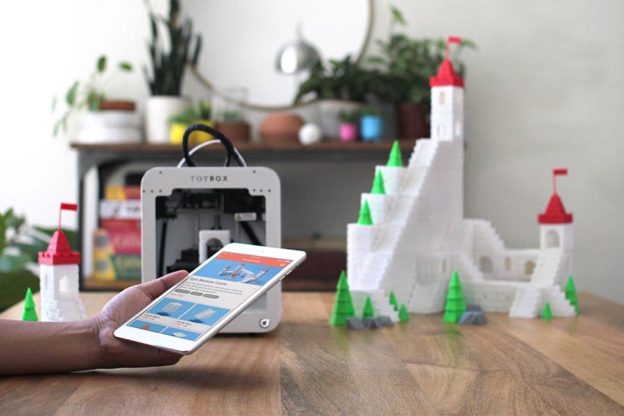 Kids will love this deluxe 3D printer bundle — parents will love the Pre-Black Friday Doorbuster price