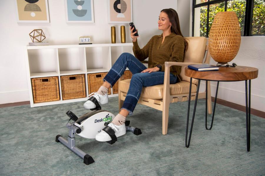 Workout at your desk with this awesome DeskCycle, now 20% off on Amazon