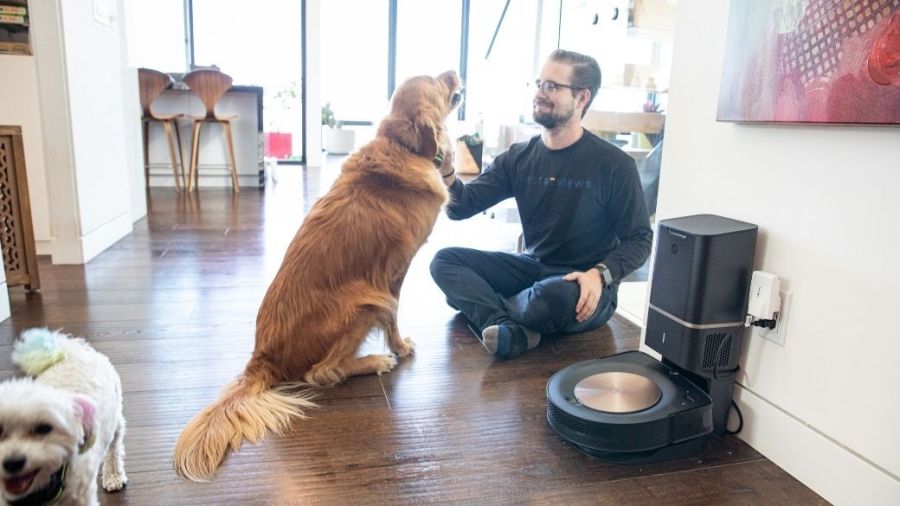 Roomba s9+ in house