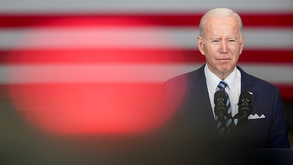 President Biden speaks during an event to sign an executive order regarding project labor agreements at Irownworks Local 5 in Upper Marlboro, Md., on Friday, February 4, 2022.