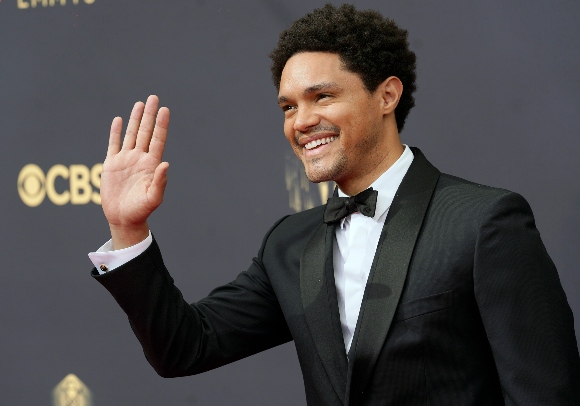 Trevor Noah arrives at the 73rd Primetime Emmy Awards