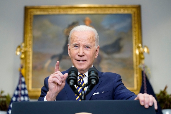 President Joe Biden announces a ban on Russian oil imports