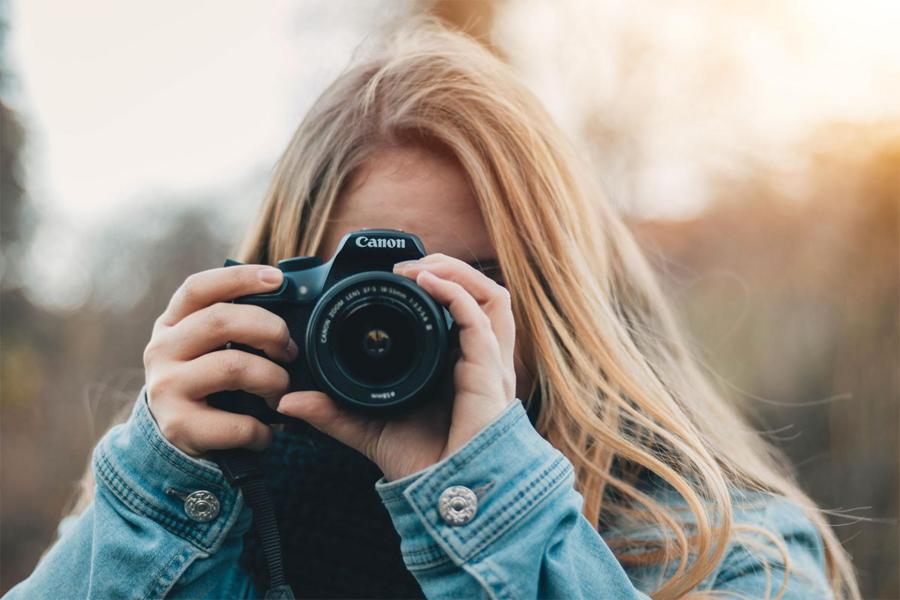 Indulge your inner Annie Leibovitz with five photography courses for $40