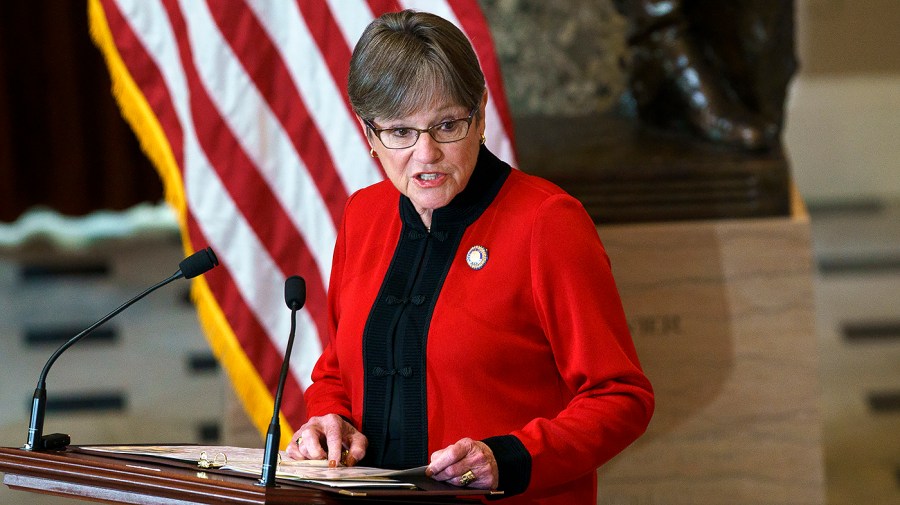 Kansas Gov. Laura Kelly (R)