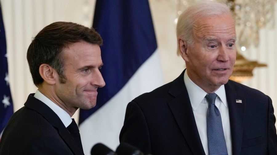 biden macron