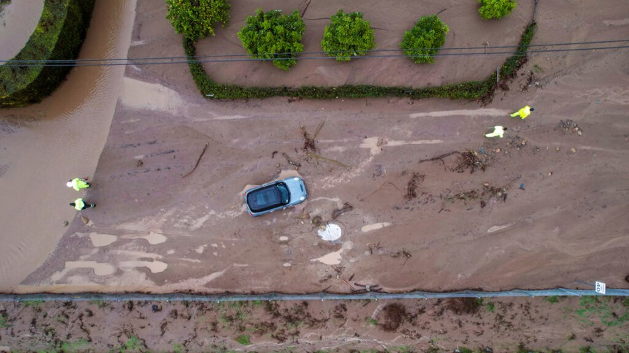 Vehicle stuck in mud