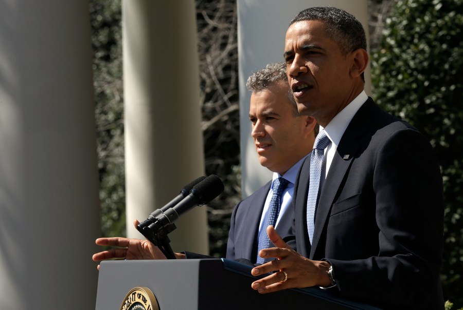 WASHINGTON, DC - APRIL 10:  U.S. President Barack Obama (R) makes a statement with Acting OMB Director Jeffrey Zients (L) from the Rose Garden of the White House April 10, 2013 in Washington, DC. Obama spoke about his proposed $3.7 trillion budget for fiscal year 2014 during his remarks. 