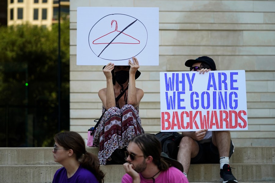 FILE - Demonstrators gather at the federal courthouse in Austin, Texas, following the U.S. Supreme Court's decision to overturn Roe v. Wade, June 24, 2022. A pregnant Texas woman whose fetus has a fatal diagnosis asked a court Tuesday, Dec. 5, 2023, to let her terminate the pregnancy, bringing what her attorneys say is the first lawsuit of its kind in the U.S. since Roe v. Wade was overturned last year. (AP Photo/Eric Gay, File)